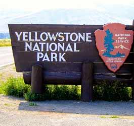 Yellowstone National Park Sign